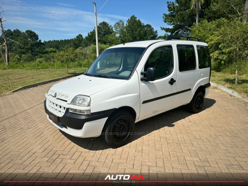 DOBLÓ 1.8 ELX 8V FLEX 4P MANUAL 7 LUGARES - 2008 - SAPIRANGA