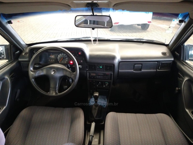 IPANEMA 1.8 EFI GL 8V GASOLINA 4P MANUAL - 1997 - CAXIAS DO SUL