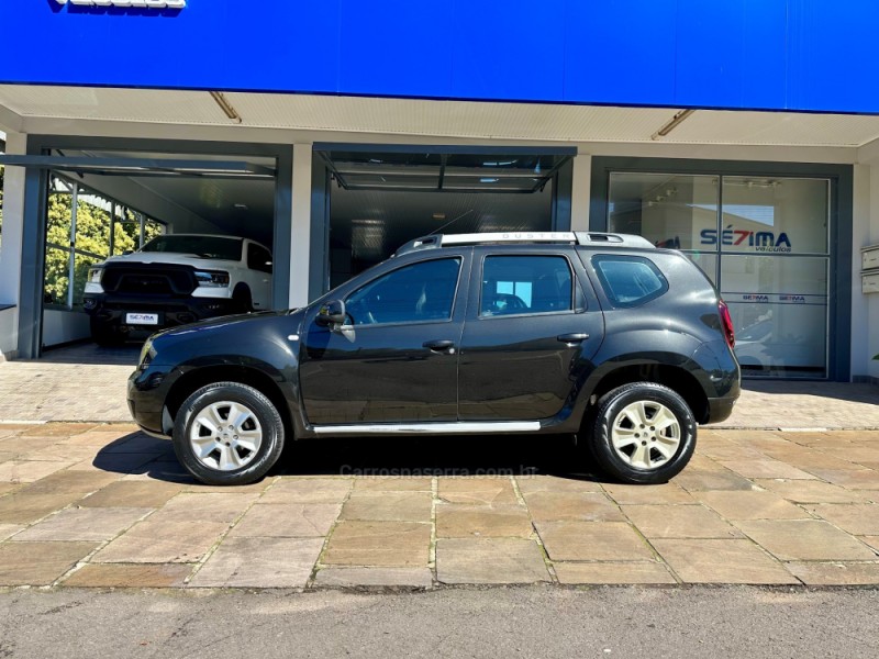 DUSTER 1.6 DYNAMIQUE 4X2 16V FLEX 4P MANUAL - 2016 - GUAPORé