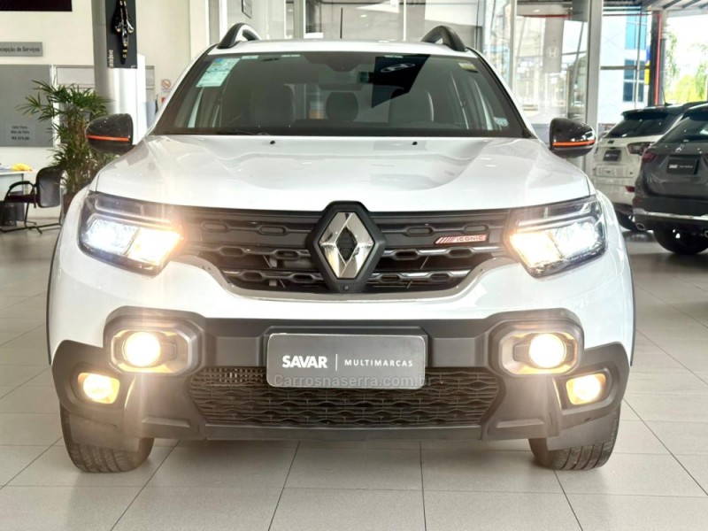 DUSTER 1.3 TCE ICONIC PLUS FLEX 4P AUTOMÁTICA - 2025 - NOVO HAMBURGO