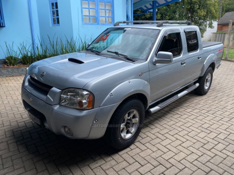 frontier 2.8 se 4x4 cd turbo diesel 4p manual 2004 canela