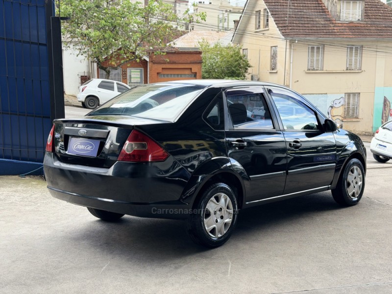 FIESTA 1.0 MPI SEDAN 8V FLEX 4P MANUAL - 2006 - CAXIAS DO SUL