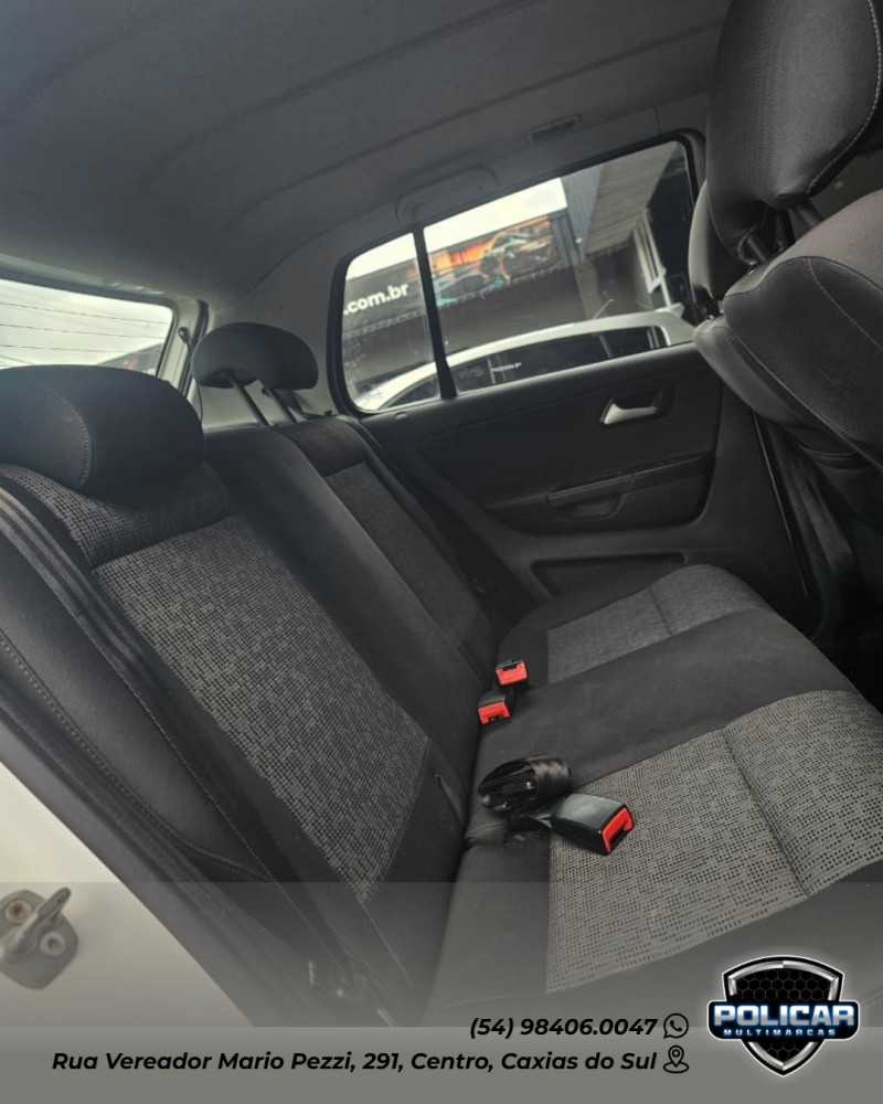 FOX 1.0 MI 8V FLEX 4P MANUAL - 2014 - CAXIAS DO SUL