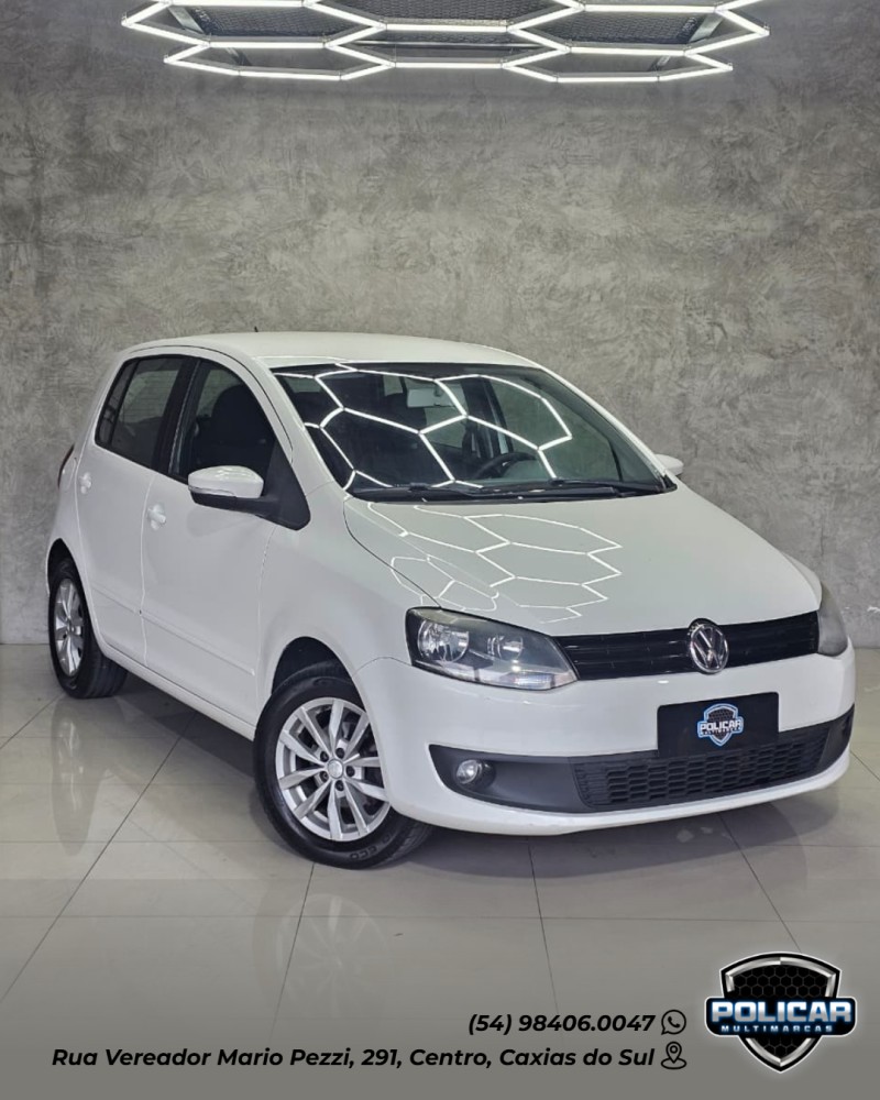 FOX 1.0 MI 8V FLEX 4P MANUAL - 2014 - CAXIAS DO SUL