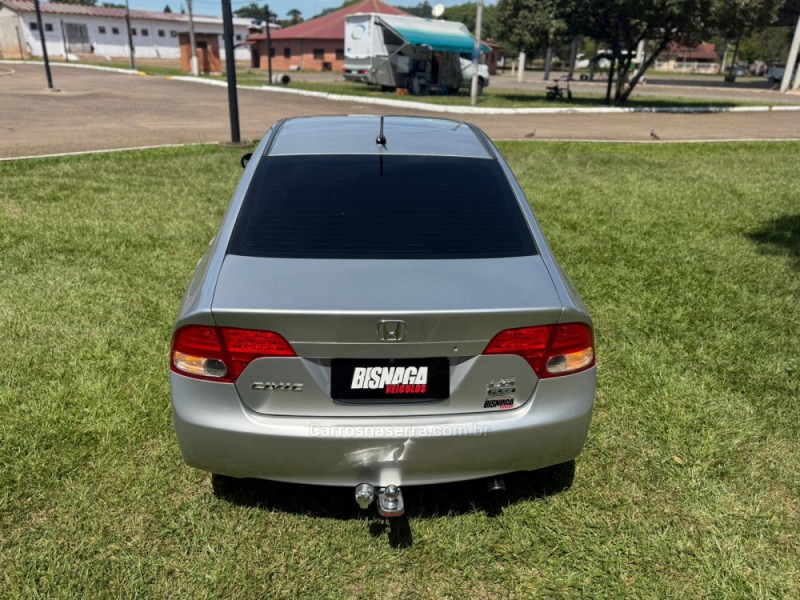 CIVIC 1.8 LXS 16V FLEX 4P MANUAL - 2008 - BROCHIER