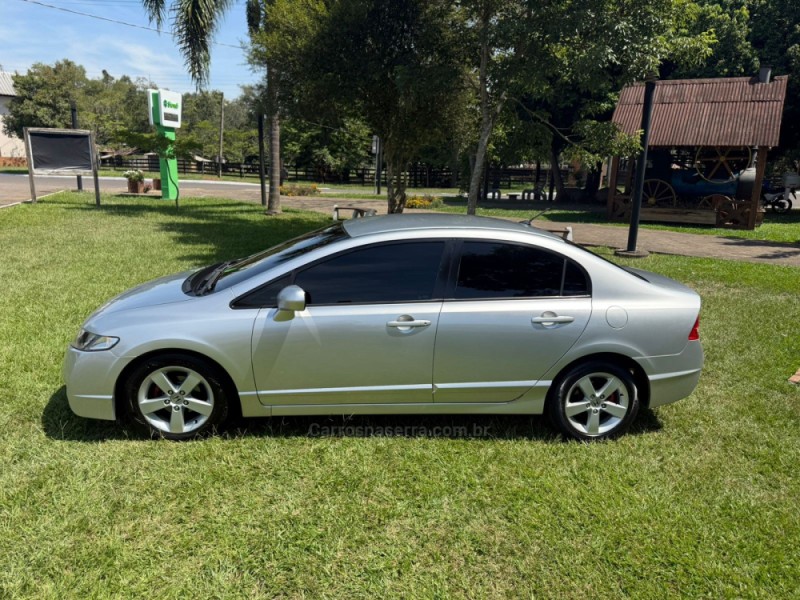 CIVIC 1.8 LXS 16V FLEX 4P MANUAL - 2008 - BROCHIER