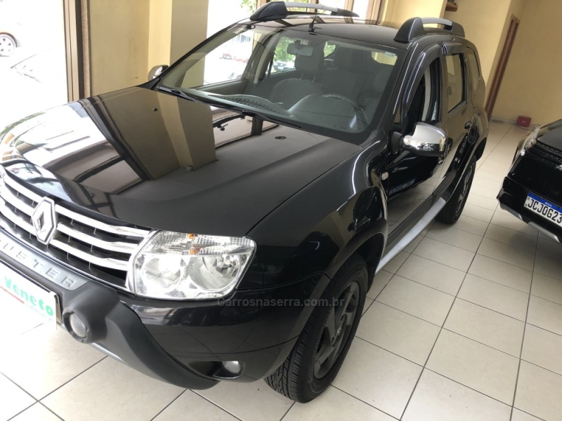 DUSTER 2.0 DYNAMIQUE 4X2 16V FLEX 4P AUTOMÁTICO - 2013 - FARROUPILHA