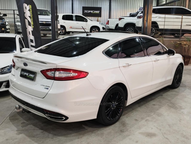 FUSION 2.0 TITANIUM AWD 16V GASOLINA 4P AUTOMÁTICO - 2016 - CAMPO BOM