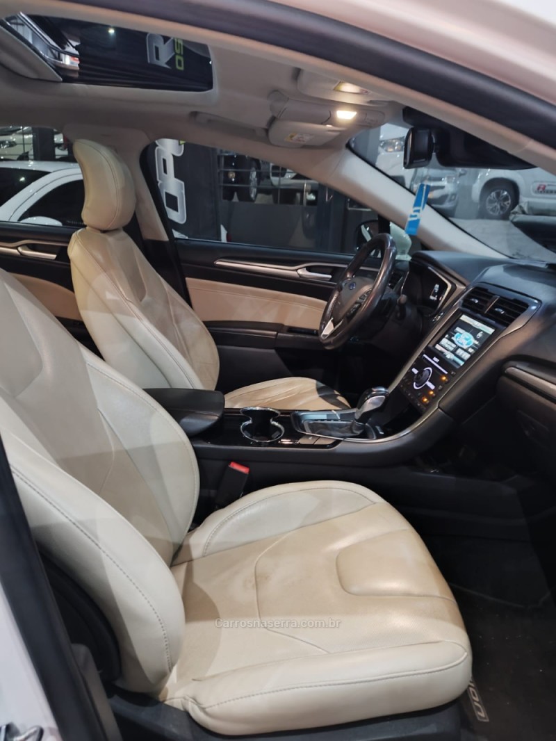 FUSION 2.0 TITANIUM AWD 16V GASOLINA 4P AUTOMÁTICO - 2016 - CAMPO BOM