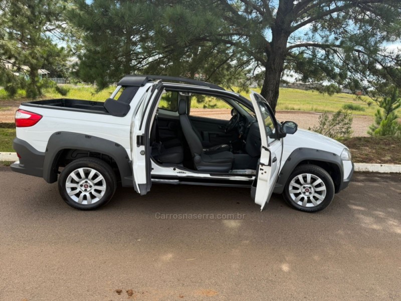 STRADA 1.8 MPI ADVENTURE CD 16V FLEX 3P MANUAL - 2016 - VACARIA