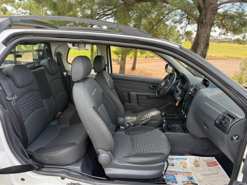 STRADA 1.8 MPI ADVENTURE CD 16V FLEX 3P MANUAL - 2016 - VACARIA