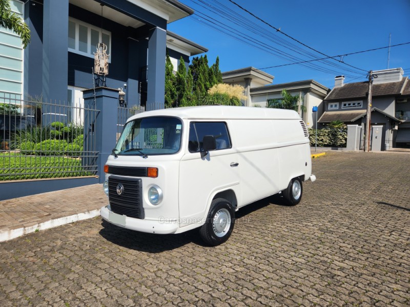 kombi 1.4 mi furgao 8v flex 3p manual 2010 montenegro