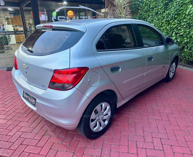 ONIX 1.0 JOY HATCH 8VFLEX 4P MANUAL - 2019 - ROLANTE