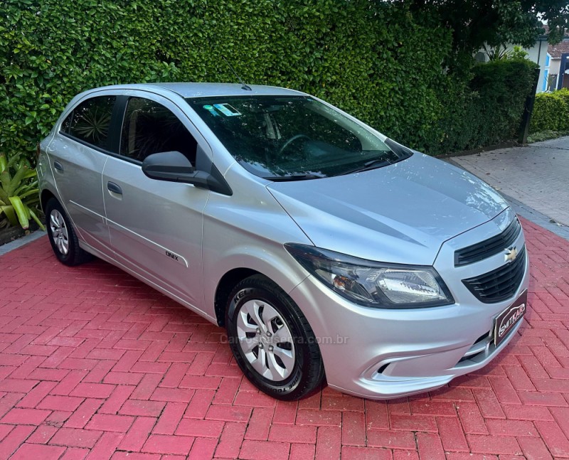 ONIX 1.0 JOY HATCH 8VFLEX 4P MANUAL - 2019 - ROLANTE