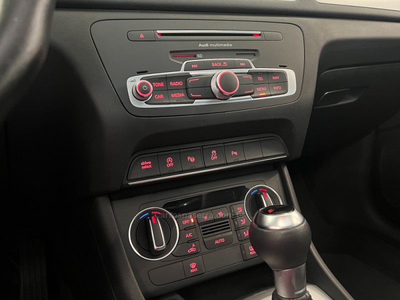 Q3 1.4 TFSI AMBIENTE GASOLINA 4P S TRONIC - 2018 - FLORES DA CUNHA