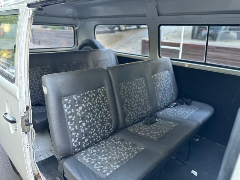 KOMBI 1.4 MI STD ESCOLAR 8V FLEX 3P MANUAL - 2011 - DOIS IRMãOS