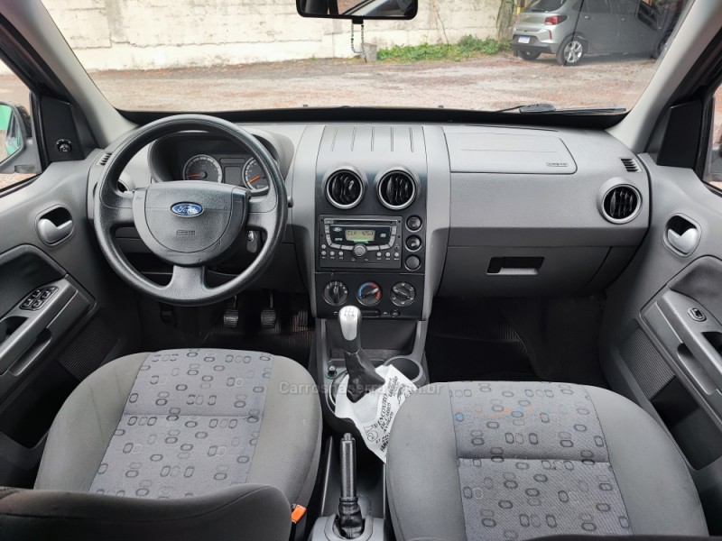 ECOSPORT 1.6 XLT 8V GASOLINA 4P MANUAL - 2005 - FARROUPILHA