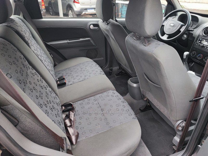 ECOSPORT 1.6 XLT 8V GASOLINA 4P MANUAL - 2005 - FARROUPILHA