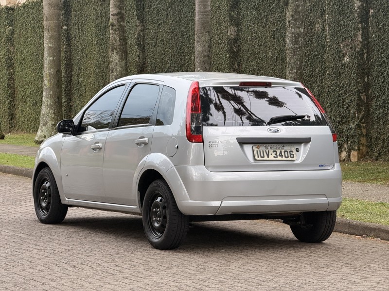 FIESTA 1.0 MPI 8V GASOLINA 4P MANUAL - 2014 - CAXIAS DO SUL