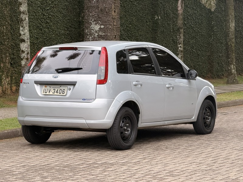 FIESTA 1.0 MPI 8V GASOLINA 4P MANUAL - 2014 - CAXIAS DO SUL