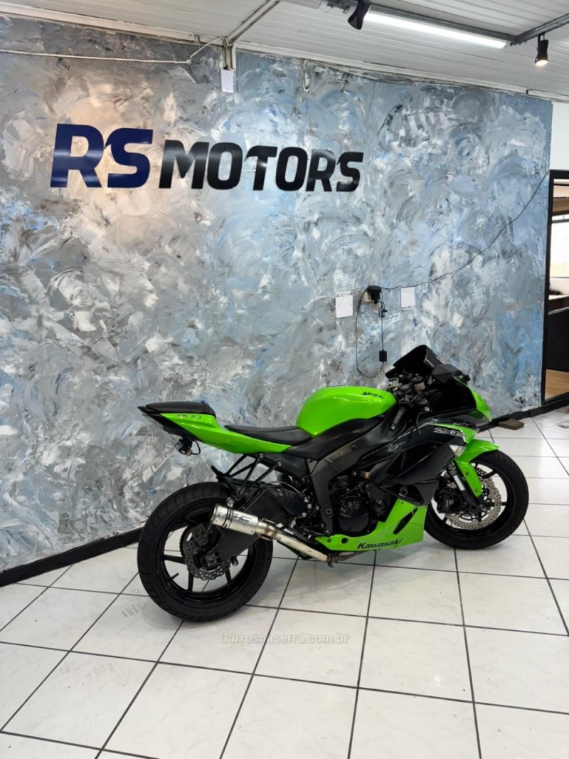 NINJA ZX-6R 600CC  - 2012 - CAXIAS DO SUL