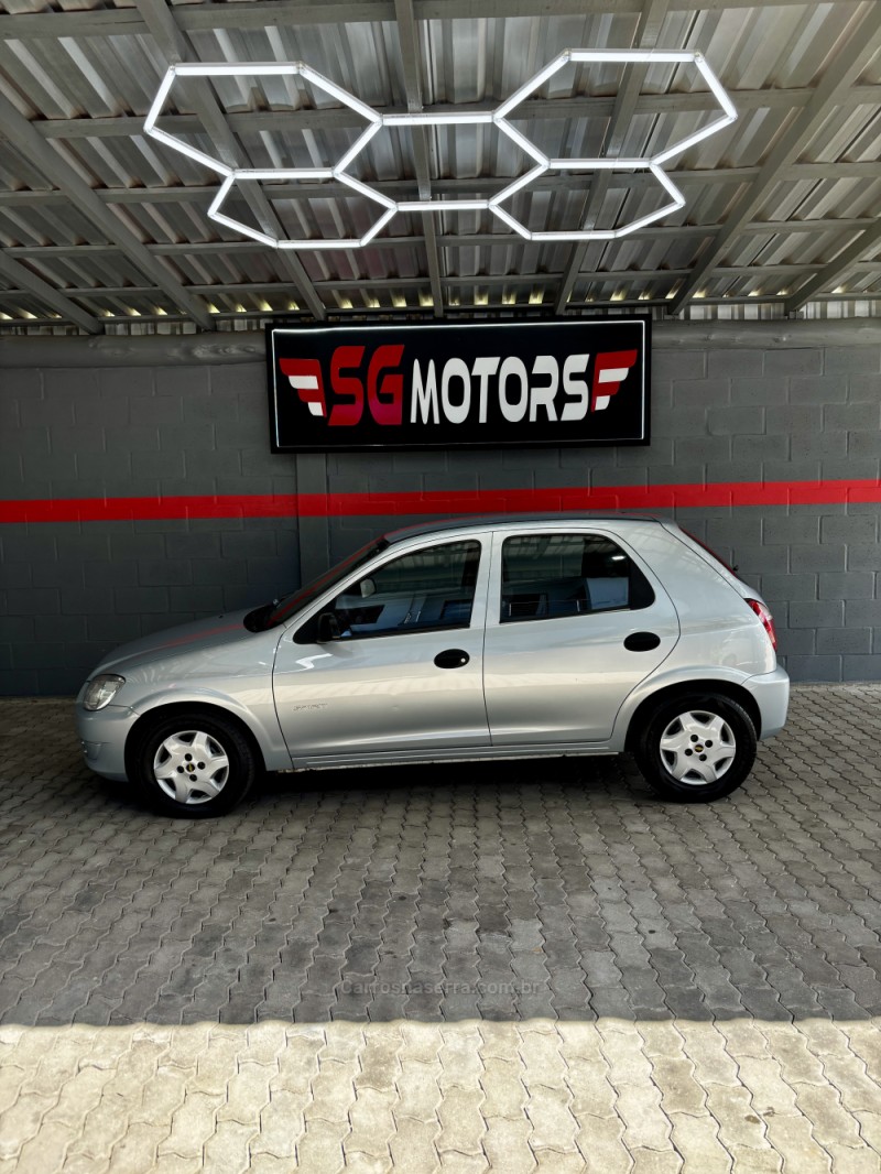 CELTA 1.0 MPFI SPIRIT 8V FLEX 4P MANUAL - 2010 - HARMONIA