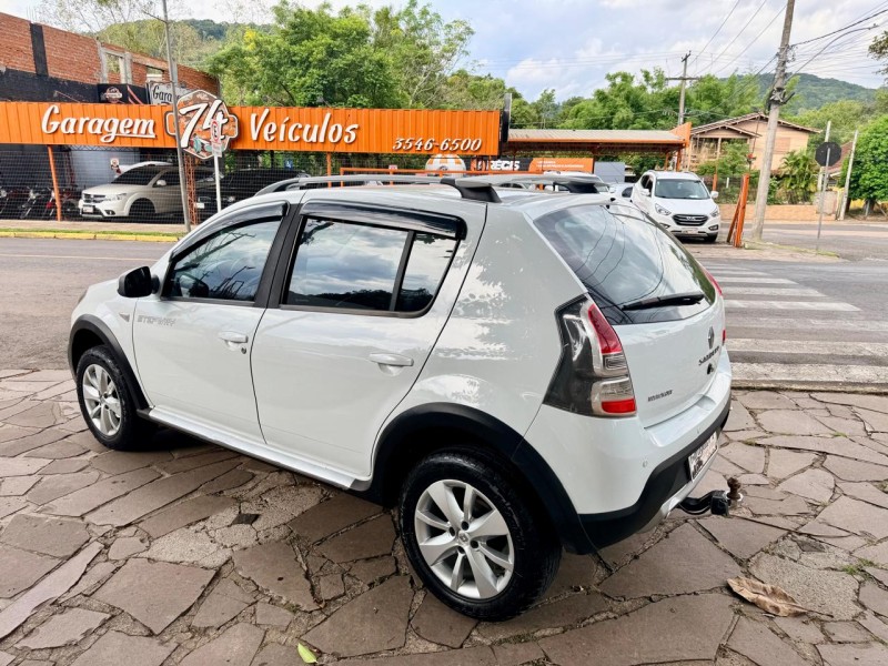 SANDERO 1.6 STEPWAY 16V FLEX 4P AUTOMÁTICO - 2014 - TRêS COROAS