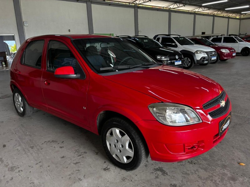 CELTA 1.0 MPFI VHCE LIFE 8V FLEX 4P MANUAL - 2012 - BOM PRINCíPIO