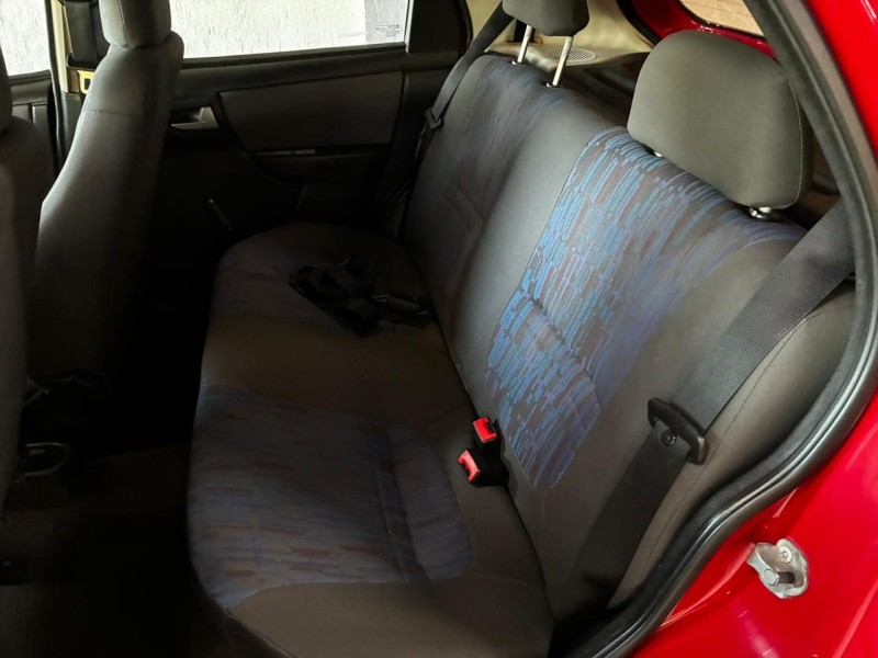 CELTA 1.0 MPFI VHCE LIFE 8V FLEX 4P MANUAL - 2012 - BOM PRINCíPIO