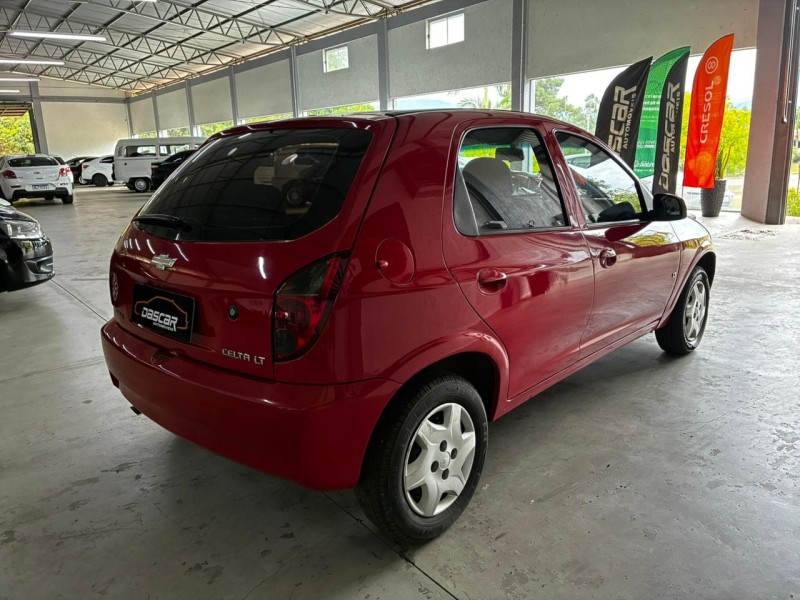 CELTA 1.0 MPFI VHCE LIFE 8V FLEX 4P MANUAL - 2012 - BOM PRINCíPIO