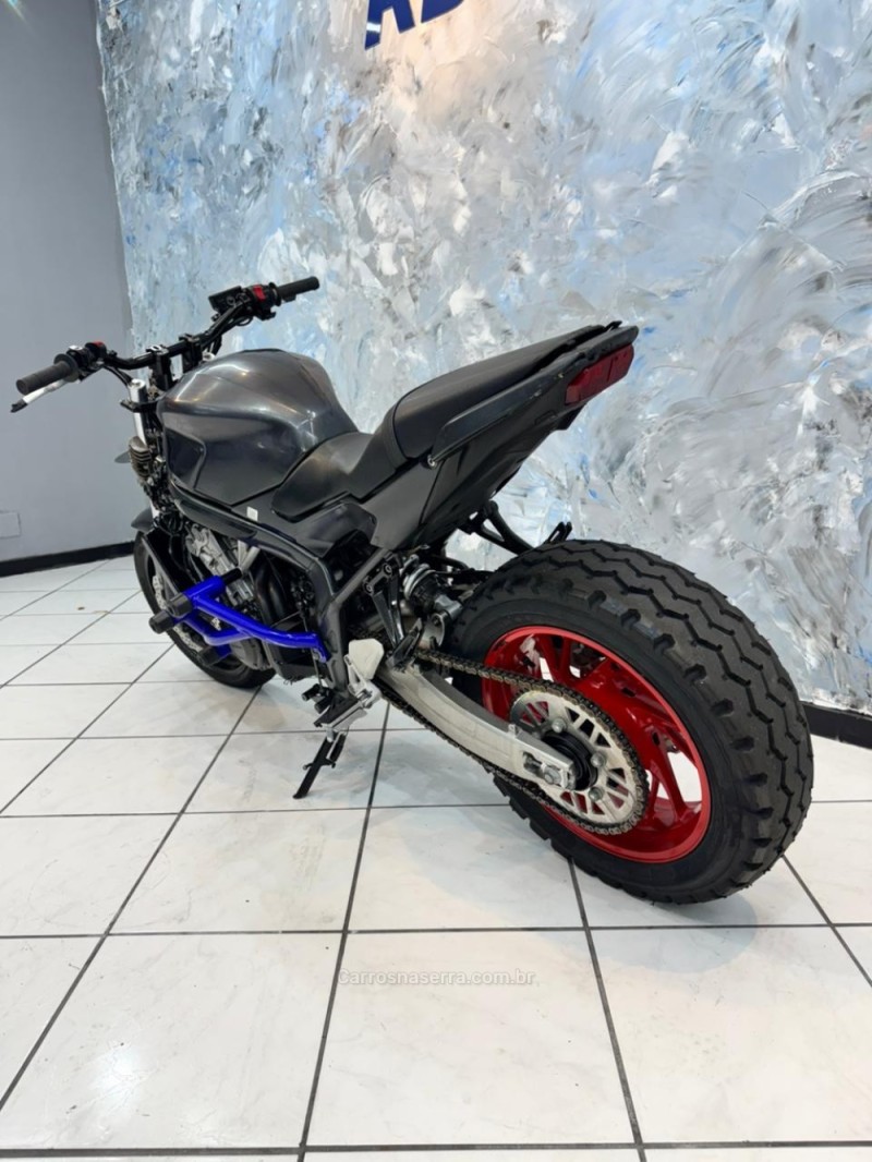 CB 650R  - 2016 - CAXIAS DO SUL