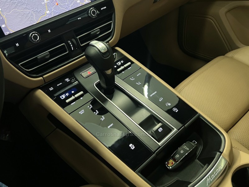 MACAN 2.0 16V GASOLINA 4P AUTOMÁTICO - 2023 - FLORES DA CUNHA