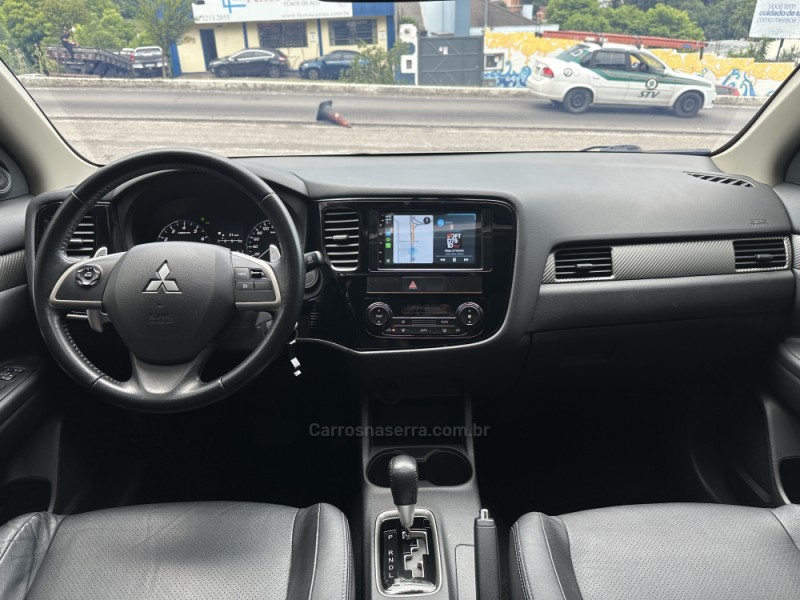 OUTLANDER 2.0 16V GASOLINA 4P AUTOMÁTICO - 2014 - CAXIAS DO SUL