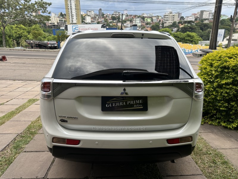 OUTLANDER 2.0 16V GASOLINA 4P AUTOMÁTICO - 2014 - CAXIAS DO SUL