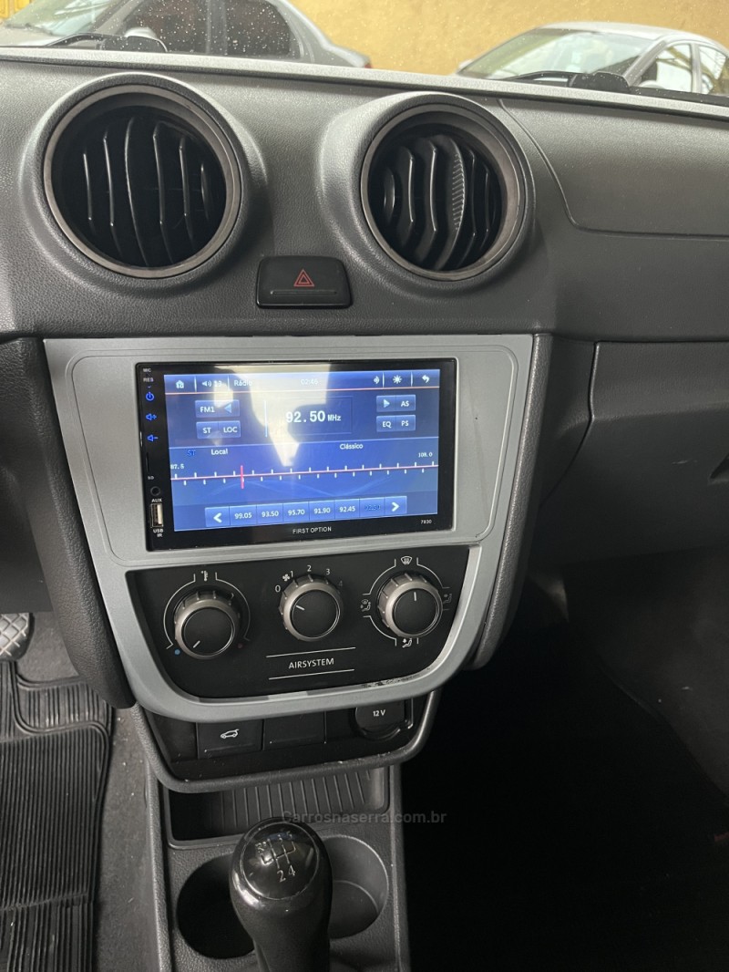 VOYAGE 1.0 MI 8V FLEX 4P MANUAL - 2010 - CAXIAS DO SUL