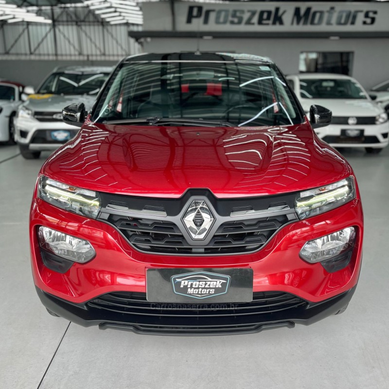 KWID 1.0 12V SCE FLEX INTENSE MANUAL - 2022 - CANOAS