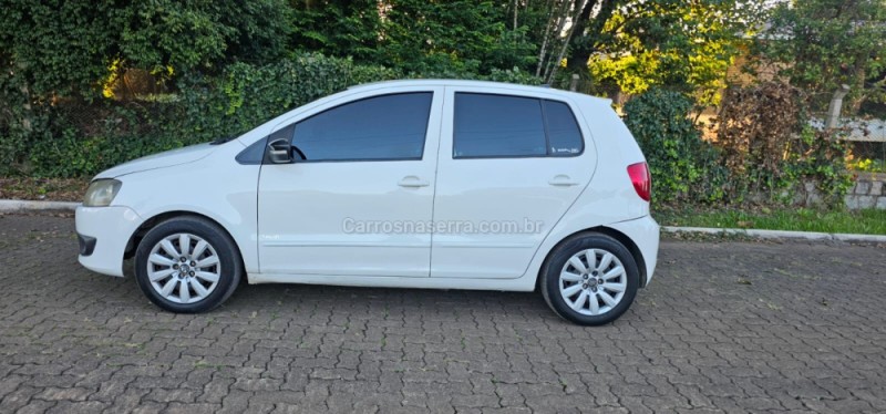 FOX 1.0 MI 8V FLEX 4P MANUAL - 2012 - IVOTI