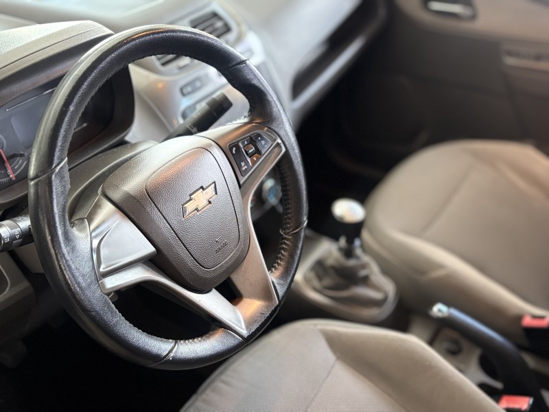 COBALT 1.8 MPFI LTZ 8V FLEX 4P MANUAL - 2015 - CAXIAS DO SUL