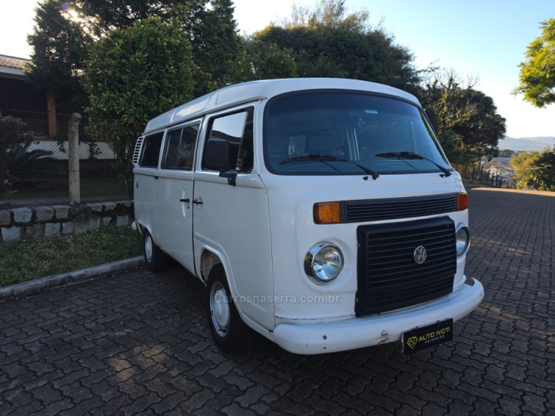 KOMBI 1.4 MI FURGÃO 8V FLEX 3P MANUAL