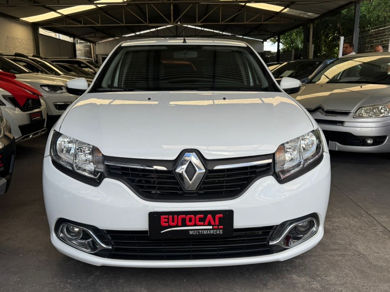 LOGAN 1.6 DYNAMIQUE 8V FLEX 4P MANUAL - 2015 - CAXIAS DO SUL