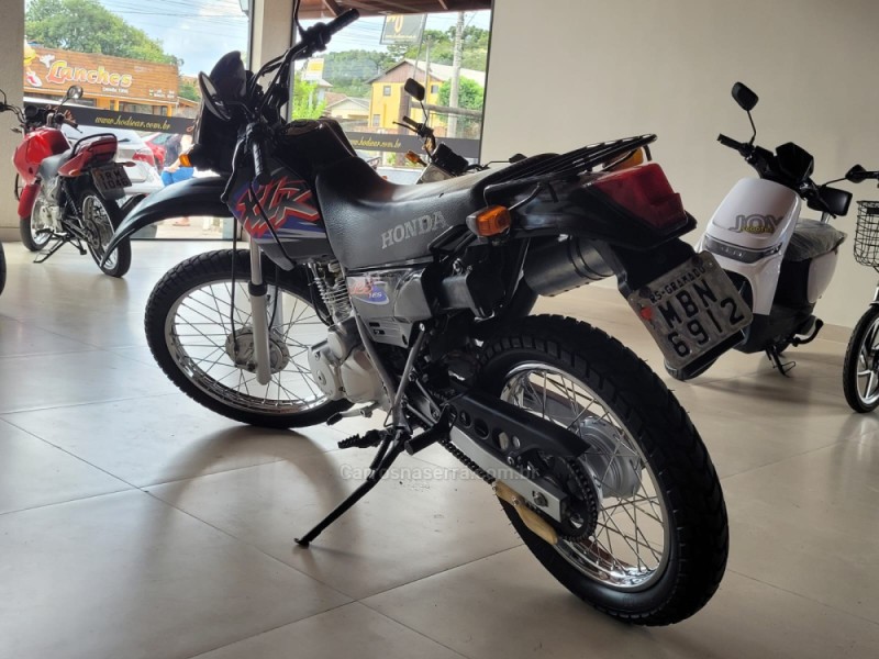 XLR 125  - 2001 - CANELA