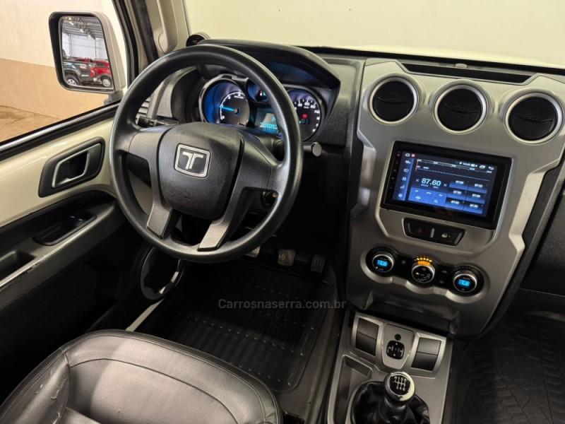 T4 3.2 TGV 4X4 16V TURBO DIESEL 2P MANUAL - 2015 - CASCA