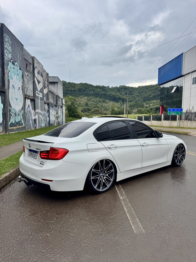 328I 2.0 M SPORT 16V ACTIVEFLEX 4P AUTOMÁTICO - 2014 - CAXIAS DO SUL