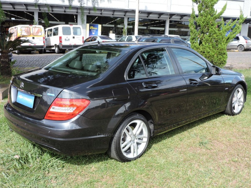 C 180 1.8 CGI CLASSIC 16V TURBO GASOLINA 4P AUTOMÁTICO - 2012 - SãO MARCOS