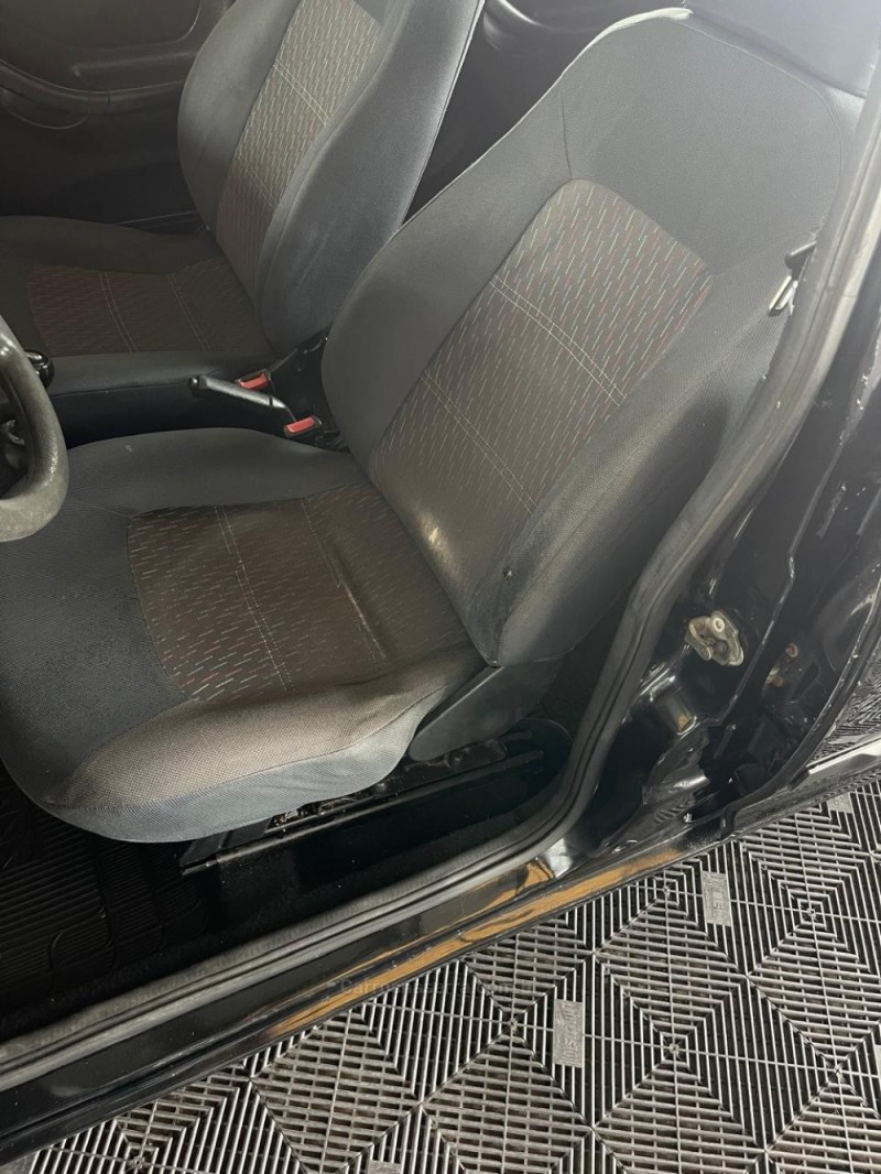 CELTA 1.0 MPFI 8V GASOLINA 4P MANUAL - 2003 - CAXIAS DO SUL