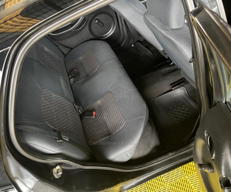 CELTA 1.0 MPFI 8V GASOLINA 4P MANUAL - 2003 - CAXIAS DO SUL