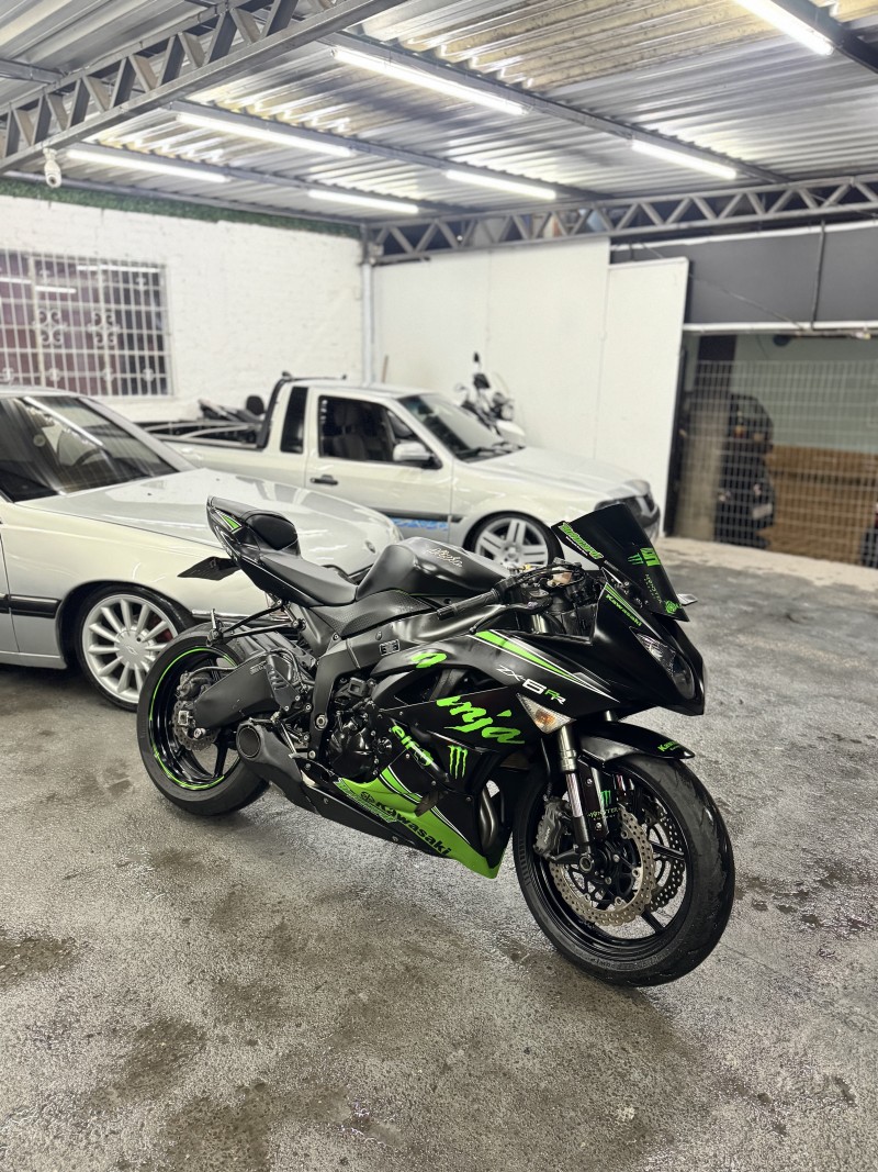 NINJA ZX-6R 600CC  - 2012 - CAXIAS DO SUL