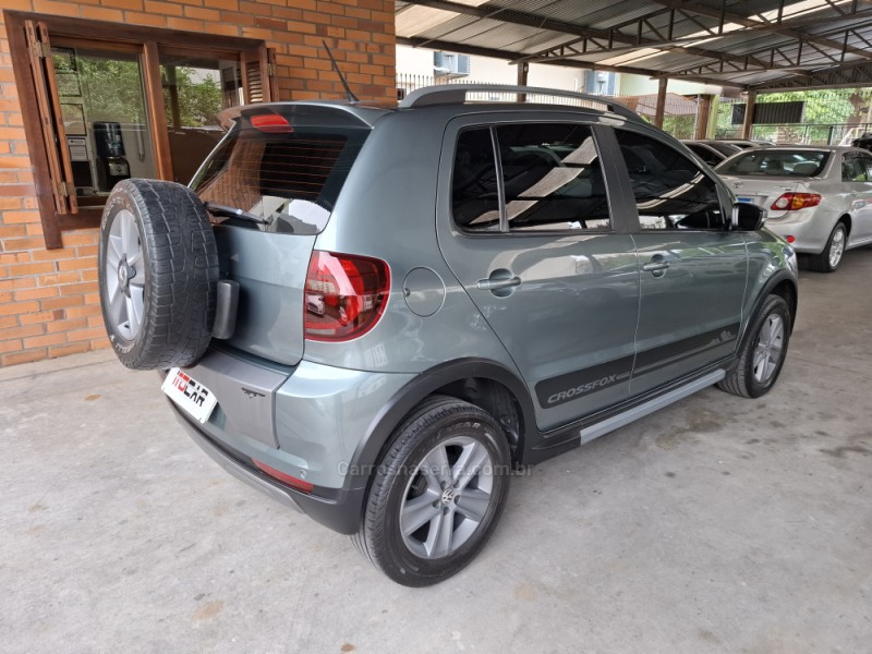 CROSSFOX 1.6 MI FLEX 8V 4P MANUAL - 2012 - GARIBALDI