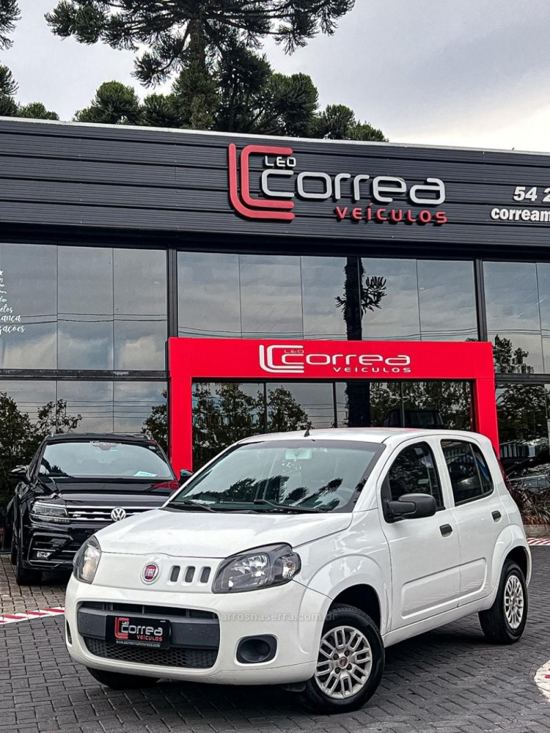 UNO 1.0 EVO VIVACE 8V FLEX 4P MANUAL - 2016 - CANELA