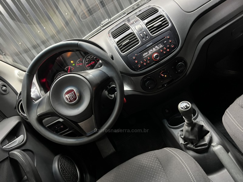 GRAND SIENA 1.4 MPI 8V TETRAFUEL 4P MANUAL - 2014 - CAXIAS DO SUL